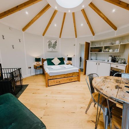 뷰드 East Thorne Glamping 빌라 외부 사진