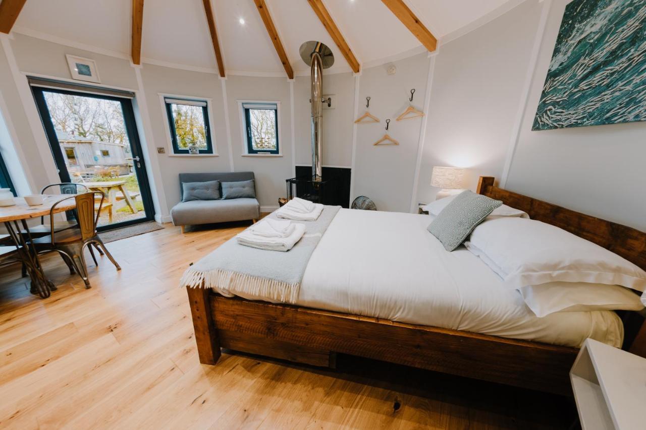 뷰드 East Thorne Glamping 빌라 외부 사진