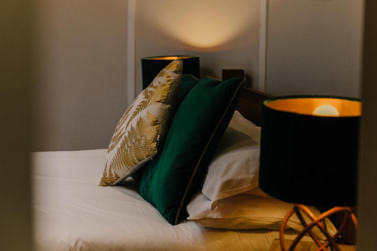 뷰드 East Thorne Glamping 빌라 외부 사진